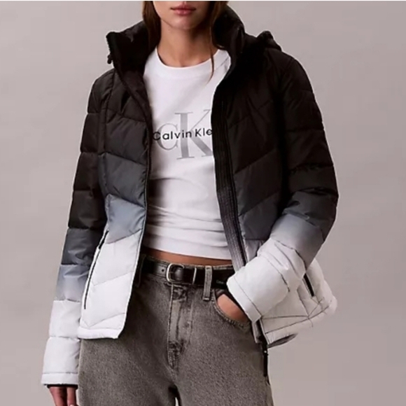 Calvin Klein Ombre Slim Puffer Jacket Size Small - Picture 2 of 7